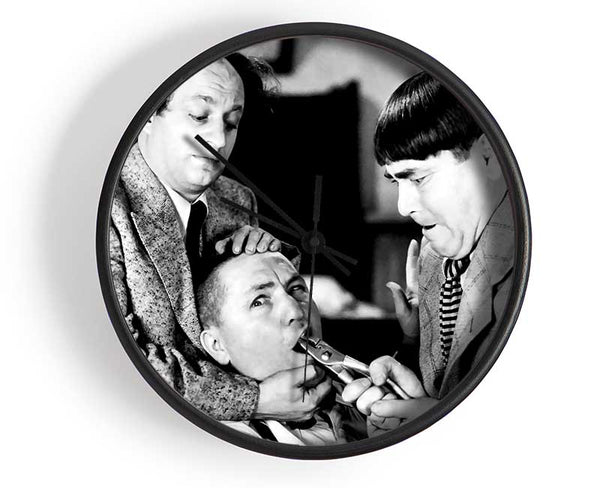 The Three Stooges Tooth Pull Clock - Wallart-Direct UK