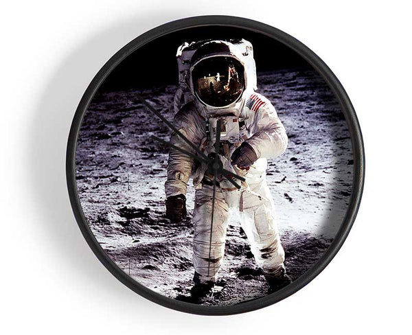 Spaceman On The Moon Clock - Wallart-Direct UK