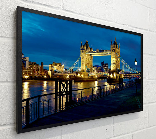 London Tower Bridge Nightlight