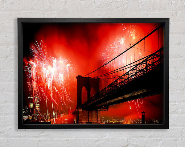 New York City Brooklyn Bridge Feuerwerk Rot