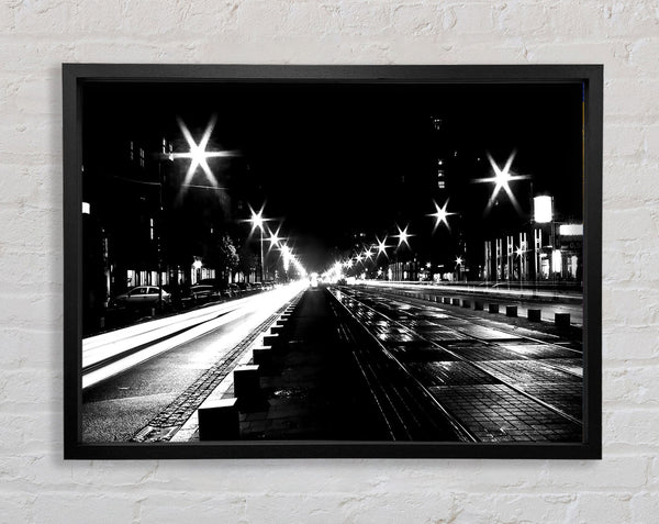 Straßenansicht bei Nacht