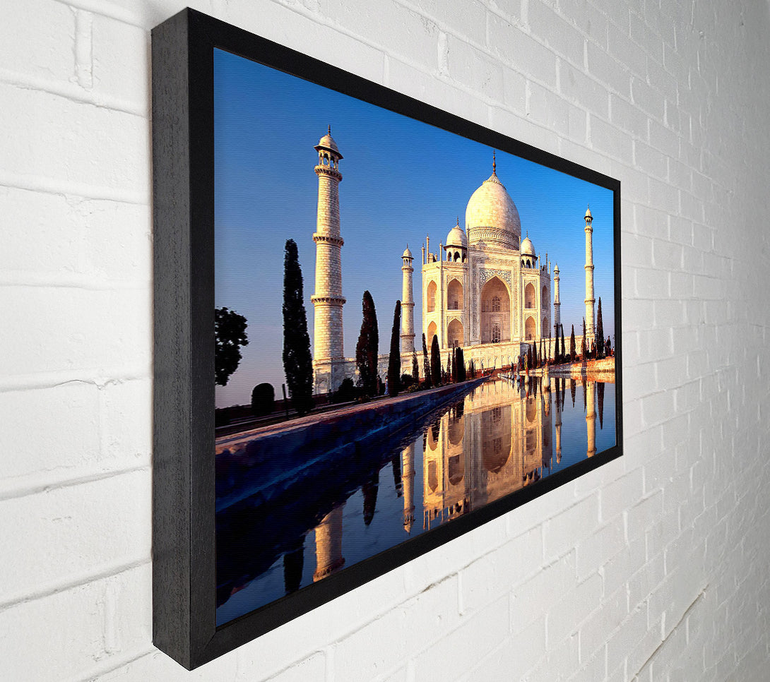  A Canvas Print of Taj Mahal Agra India Canvas Print