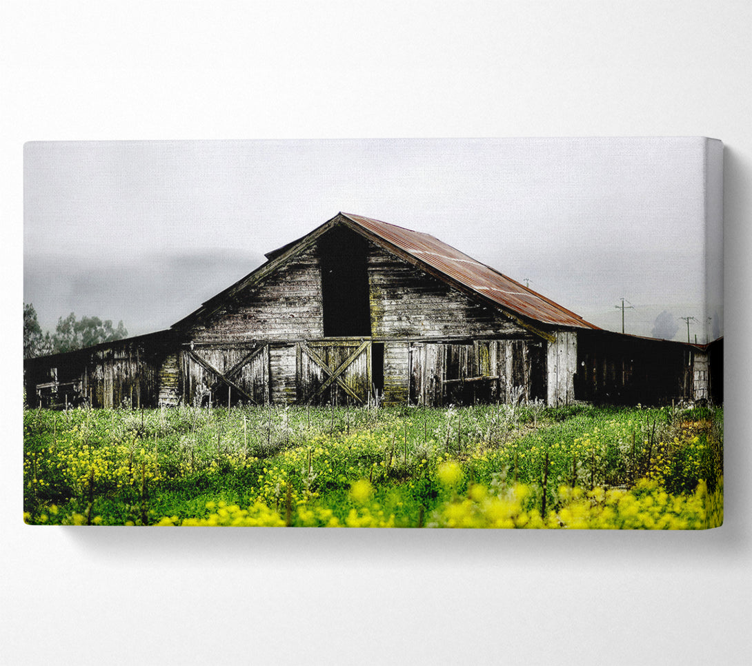  A Canvas Print of Old Barn Canvas Print