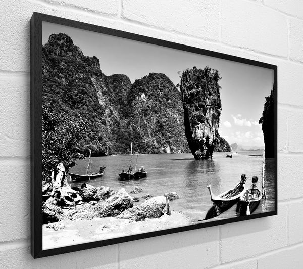 Paradise Island Boats B n W