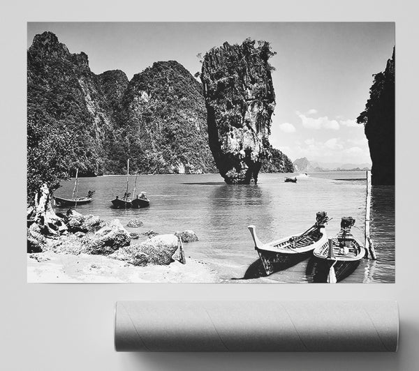 Paradise Island Boats B N W Print
