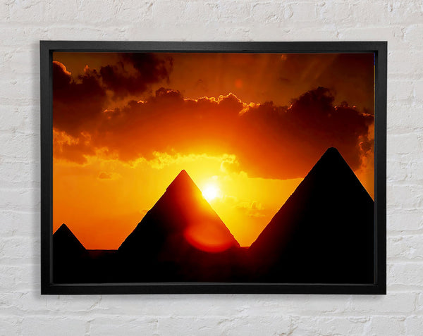 Pyramiden-Sonnenaufgang