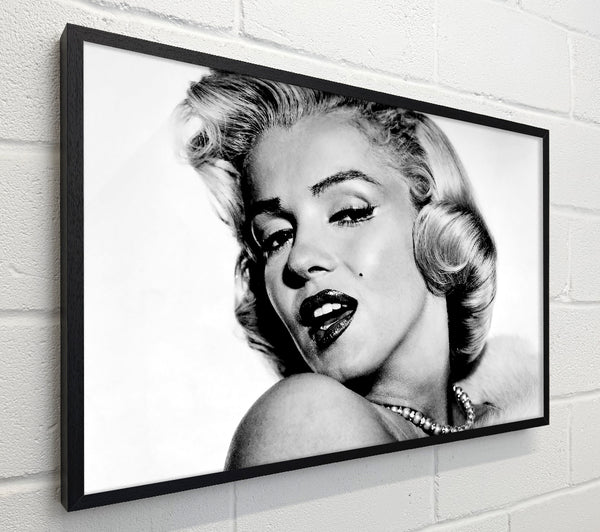 Marilyn Monroe Black And White