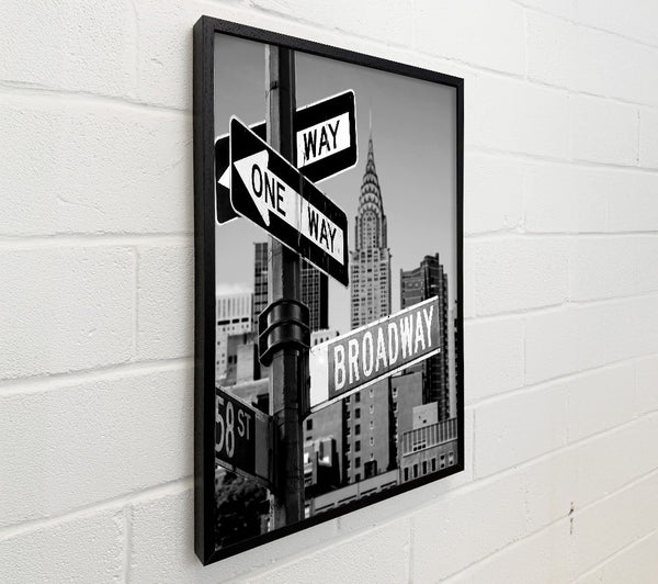 New York Signs To Broadway B n W