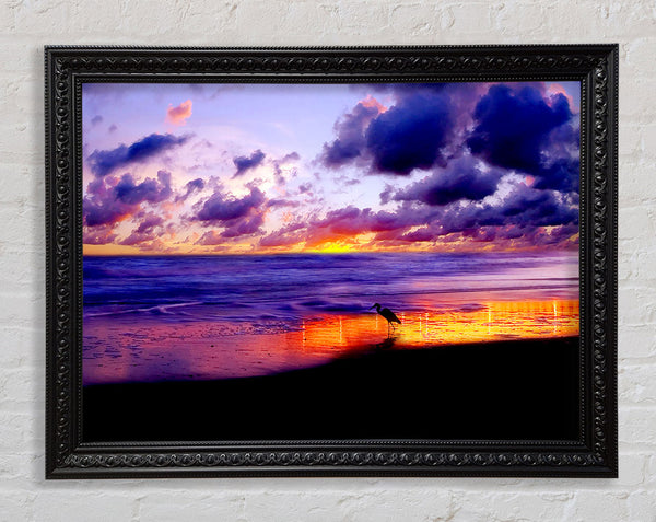 Strahlender Sonnenuntergang am Meer