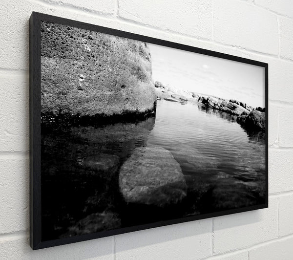 Ocean Rock Bay B n W