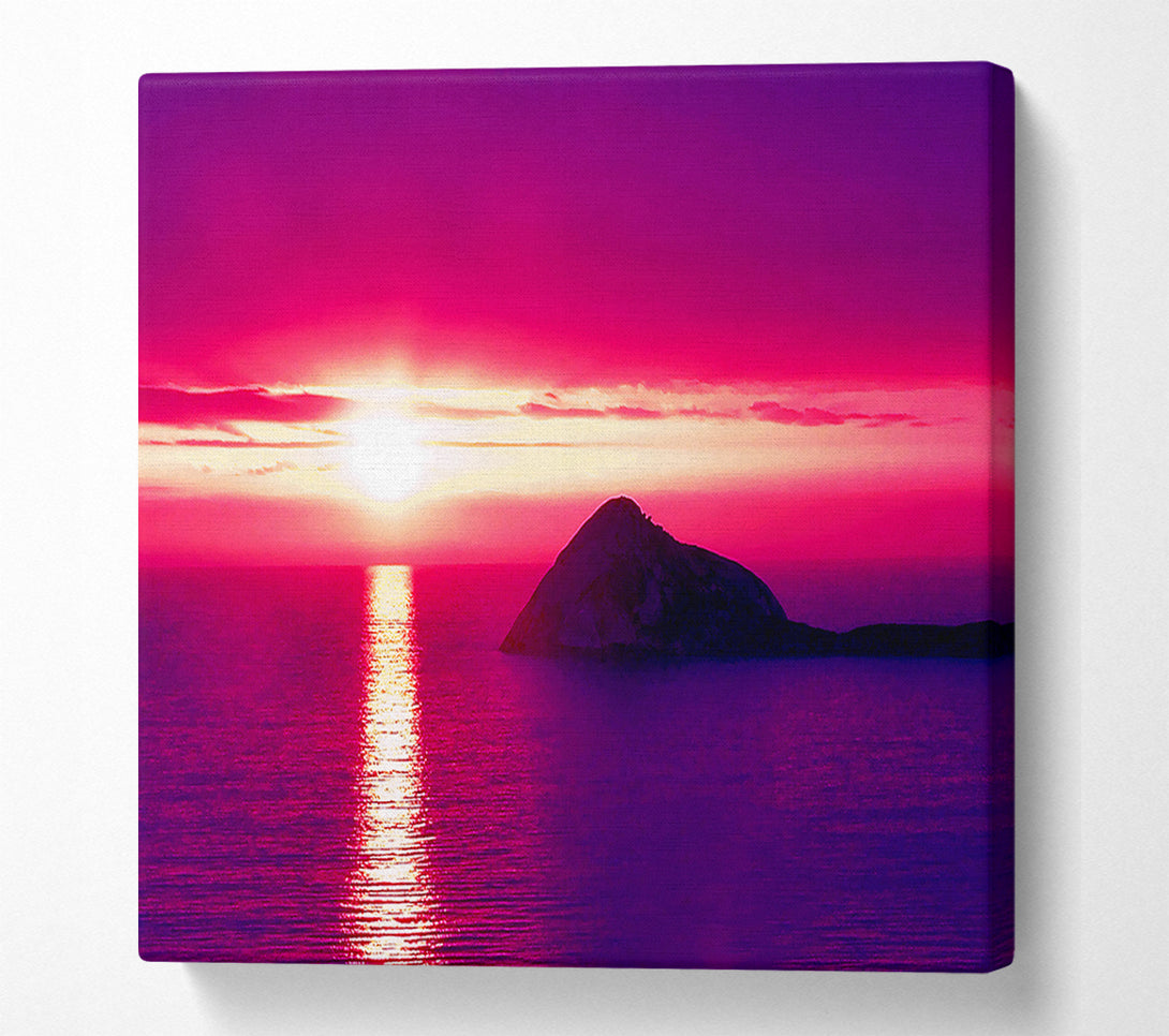  A Canvas Print of The Sun Across The Ocean Sky Canvas Print