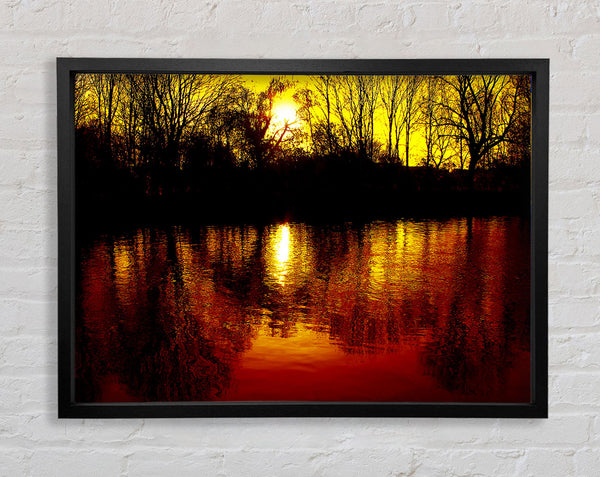 Ockerfarbene Seereflexionen bei Sonnenuntergang