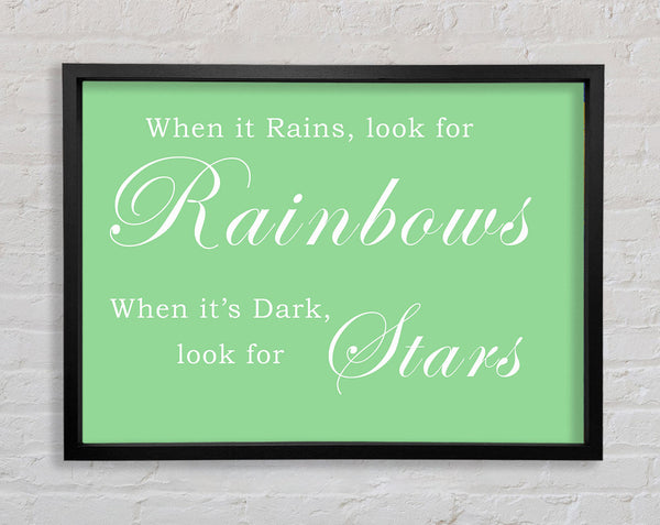 Wenn es regnet, suche nach Regenbögen Grün