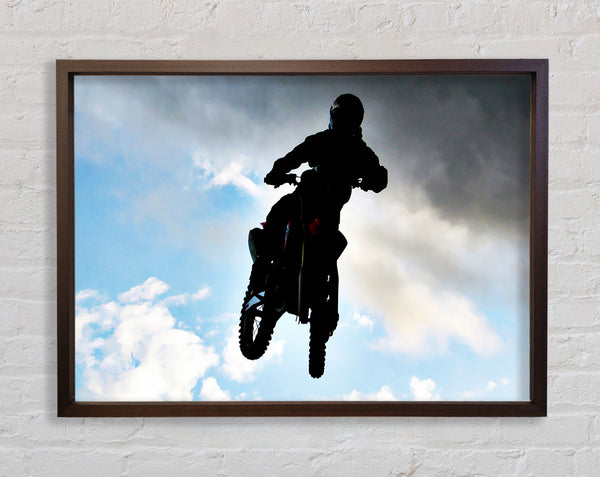 Motocross-Freestyle im Himmel