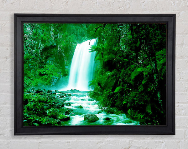 Grüner Wald Wasserfall
