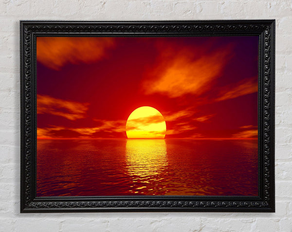 Goldene Sonne im roten Himmel