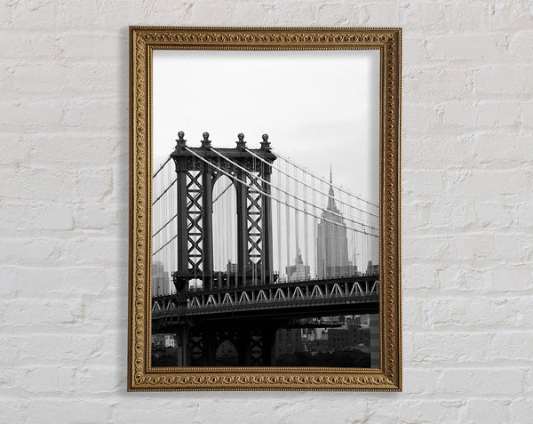 Empire State durch die Brücke
