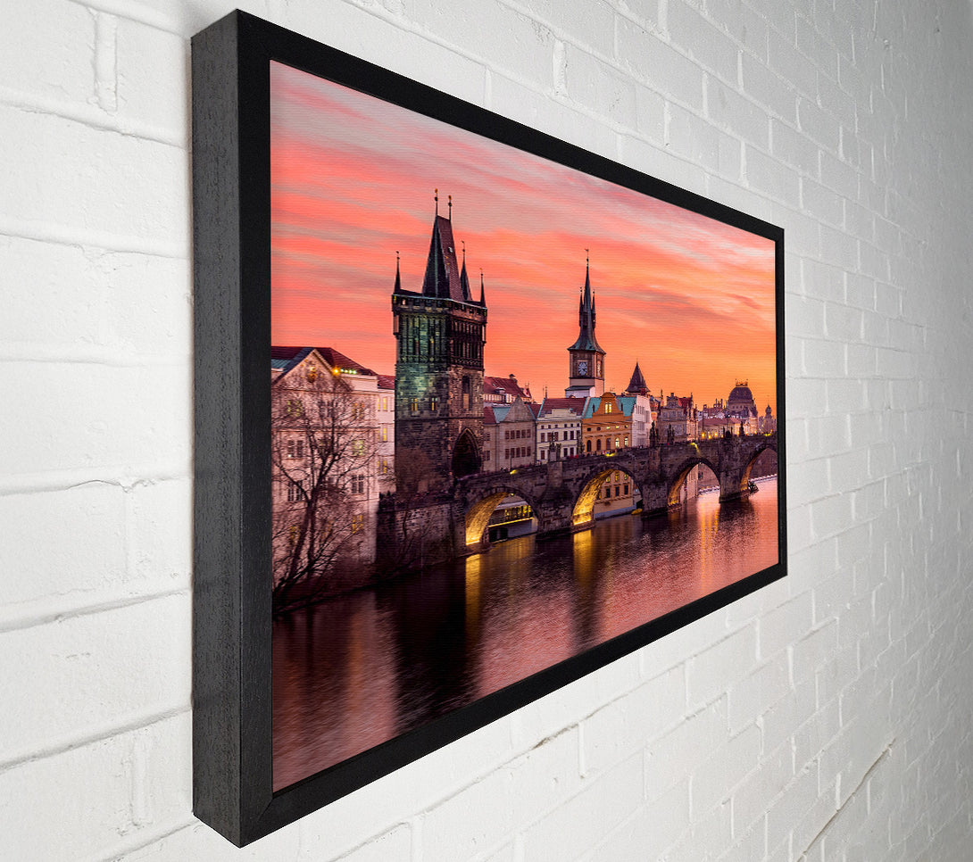  A Canvas Print of Stunning Pink Skies Over The City Canvas Print