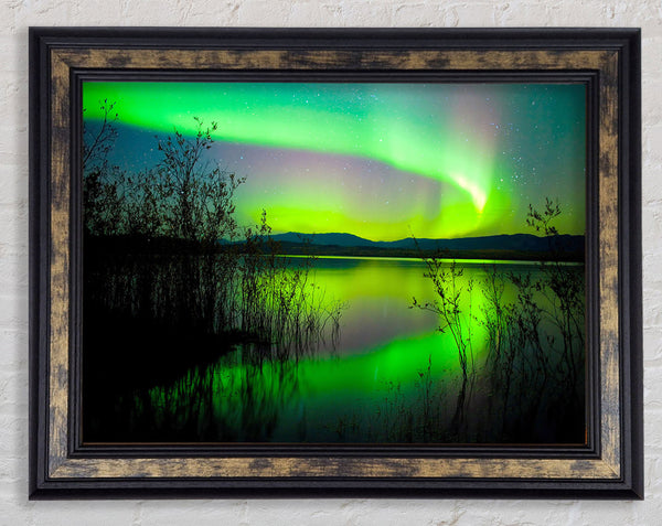 Green Northern Lights Framed Print