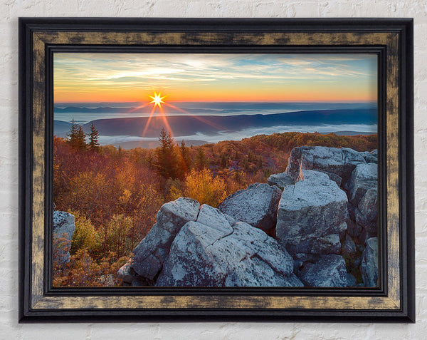 Star sun horizon Framed Print