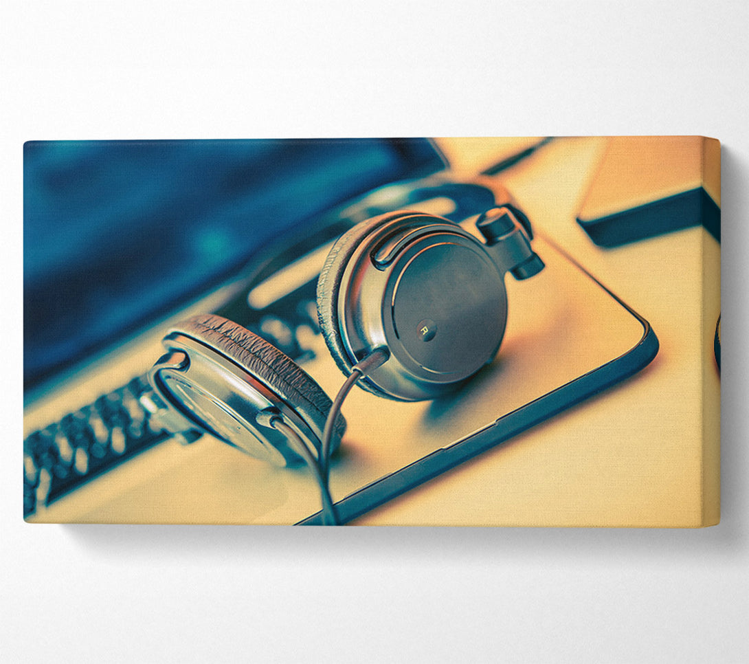  A Canvas Print of headpgones on the table Canvas Wall Art