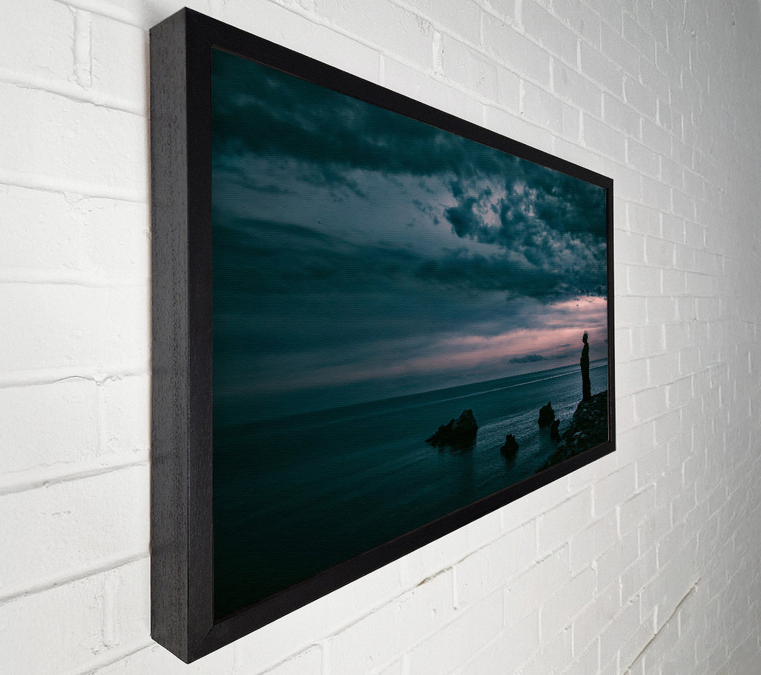  A Canvas Print of Teal Queen'S Sunset Canvas Print