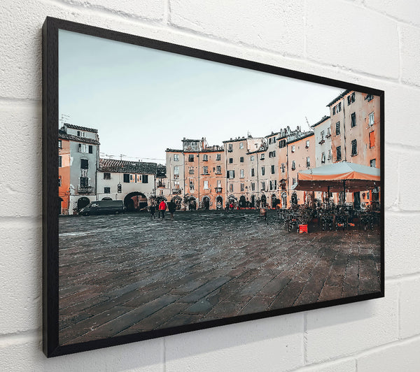 Pale Orange Piazza