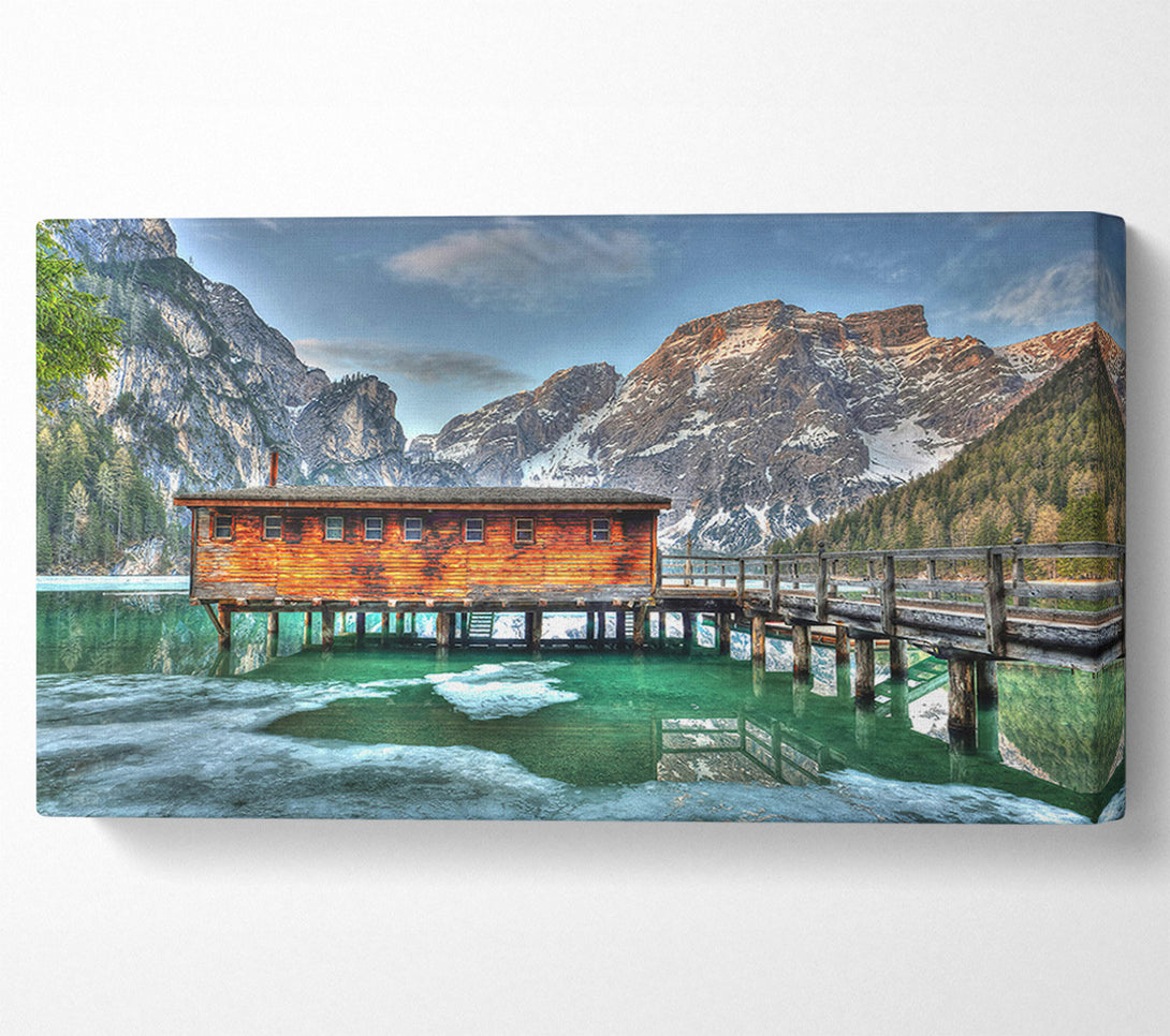  A Canvas Print of Green Mountain Cabin Canvas Print