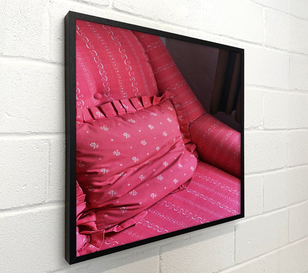 Crimson Floral Rest