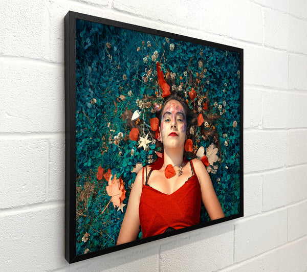Red Dreams In Teal