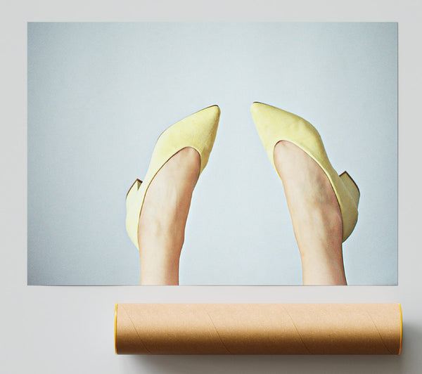 Pale Yellow Pointers Giclee Print