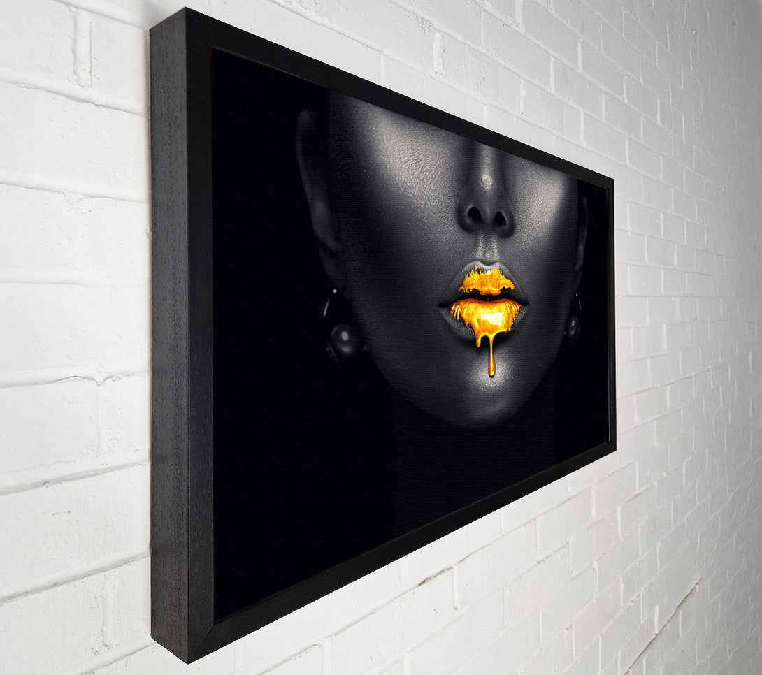  A Canvas Print of Gold Lips Drip Canvas Wall Art