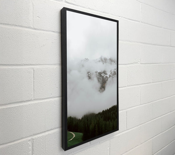 White Peaks & Mist