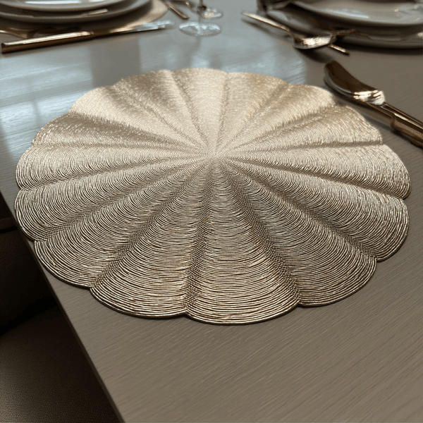 Lyra Gold Round Placemat