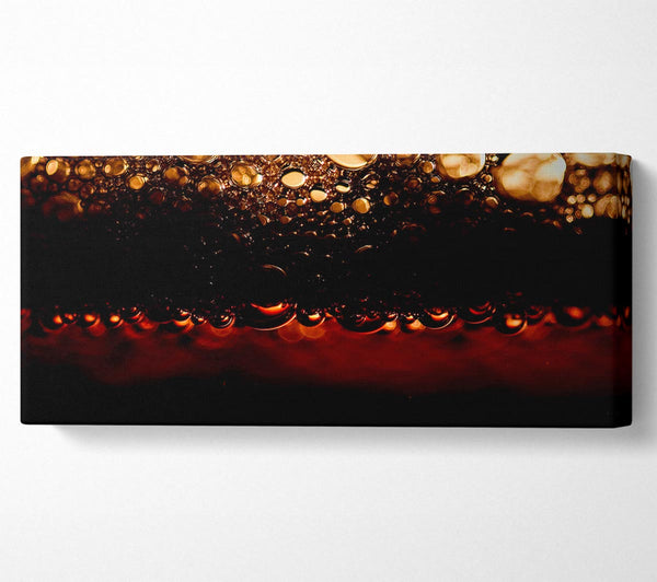 Schwarze Bierblasen
