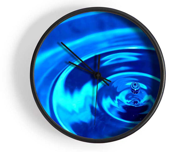 Droplet In The Centre Clock - Wallart-Direct UK