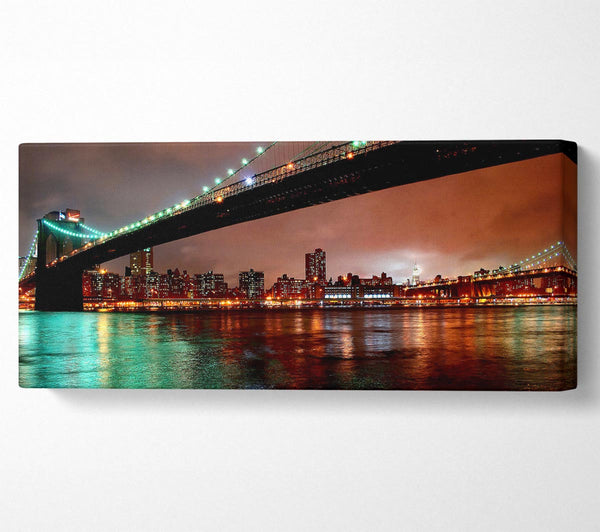 Brooklyn Bridge in New York bei Nacht
