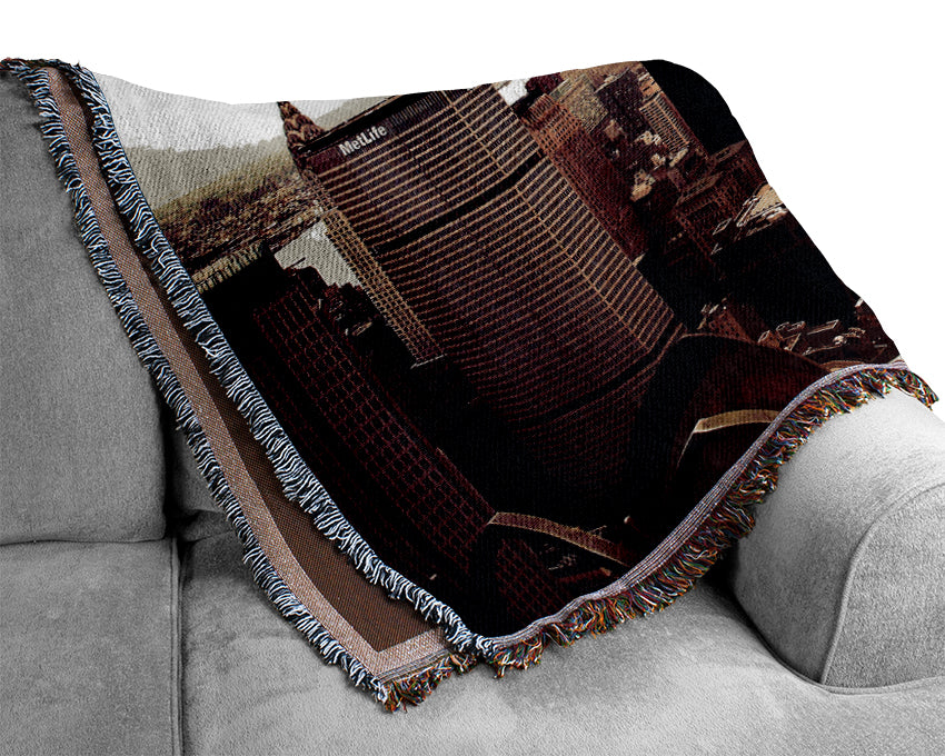Empire State Building Retro Woven Blanket