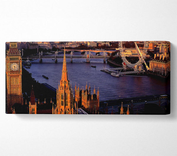 Londoner Morgenglühen über der Themse