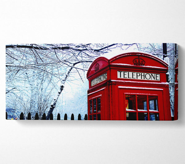 Londoner Telefonzelle im Schnee