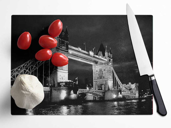 London Tower Bridge B n W Glass Chopping Board