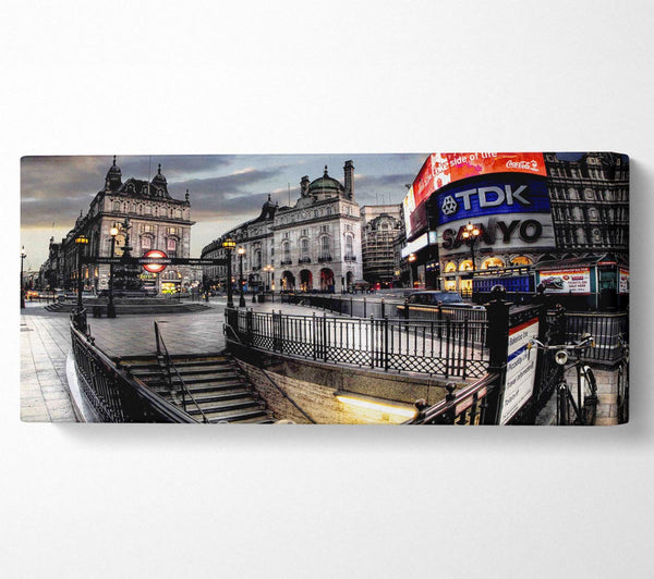 Piccadilly Circus London At Winter