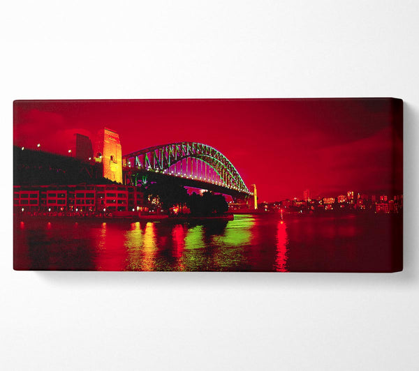 Rotes Leuchten der Sydney Harbour Bridge