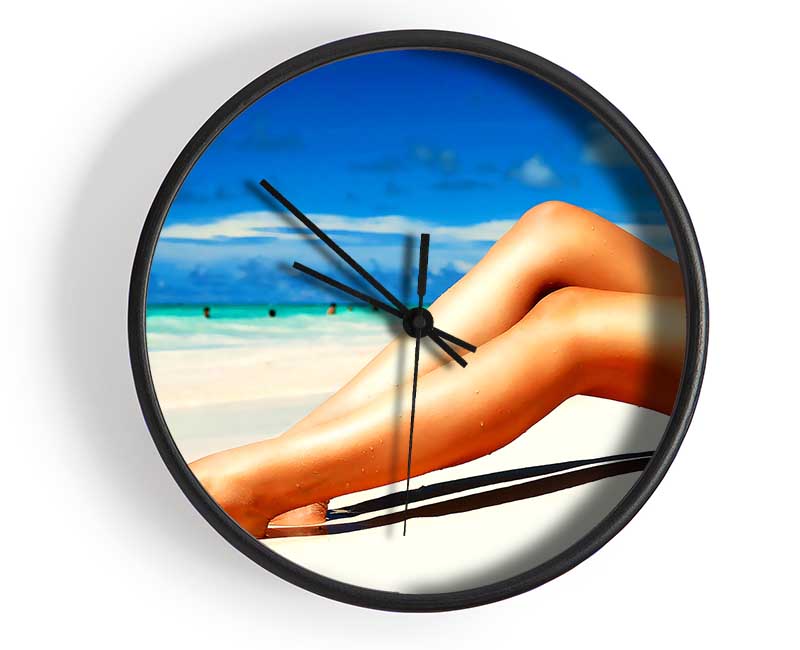 Beach Hottie Clock - Wallart-Direct UK