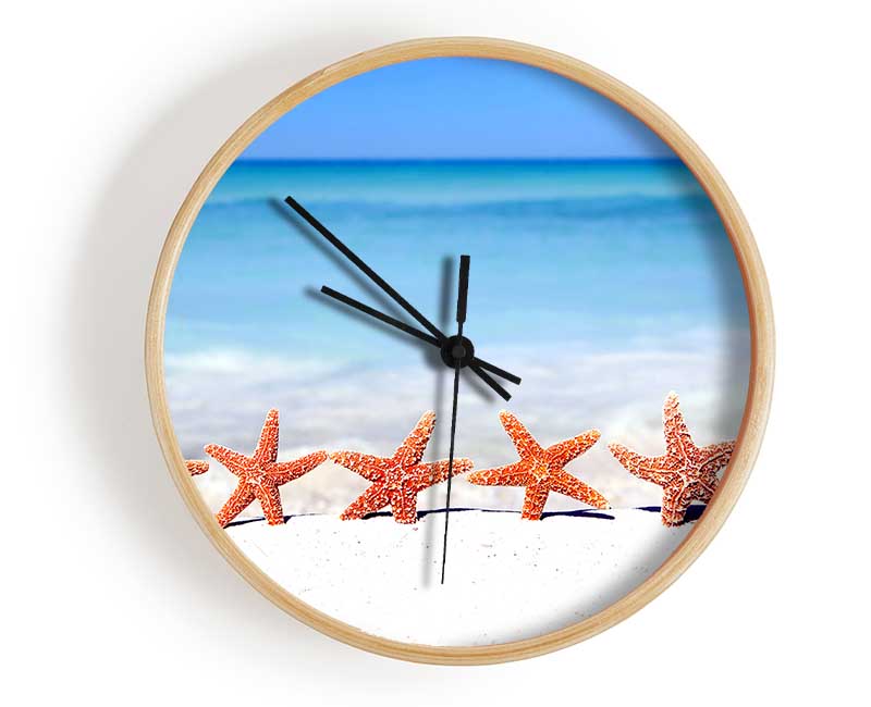 Star Fish Line-up Clock - Wallart-Direct UK