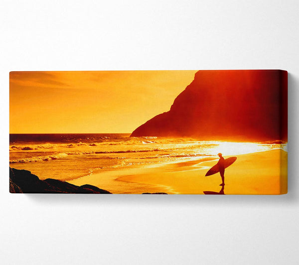 Surfer im Morgengrauen Orange