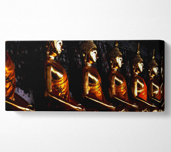 Das Licht des goldenen Buddha