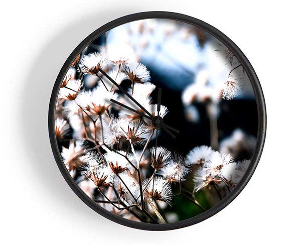 Fluffy Winter Bloom Clock - Wallart-Direct UK