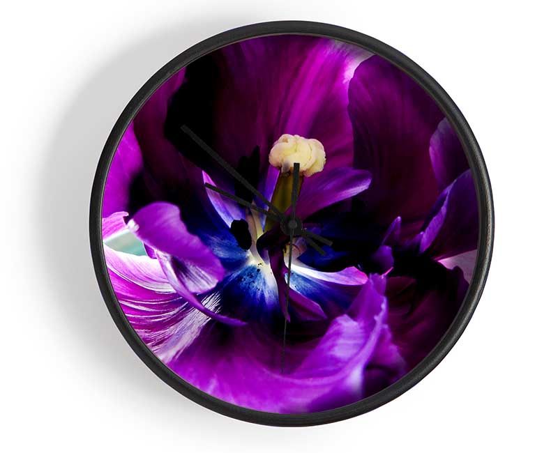 In The Purple Centre Of Beauty Clock - Wallart-Direct UK