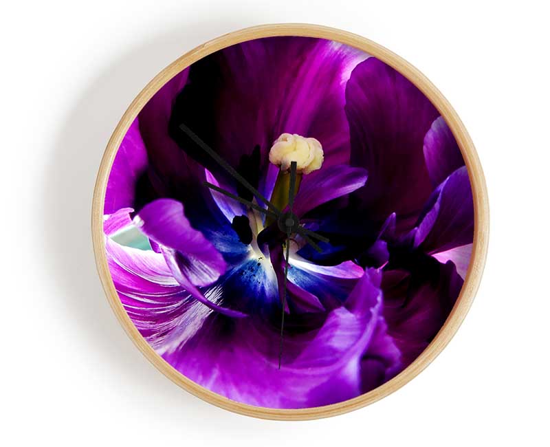In The Purple Centre Of Beauty Clock - Wallart-Direct UK